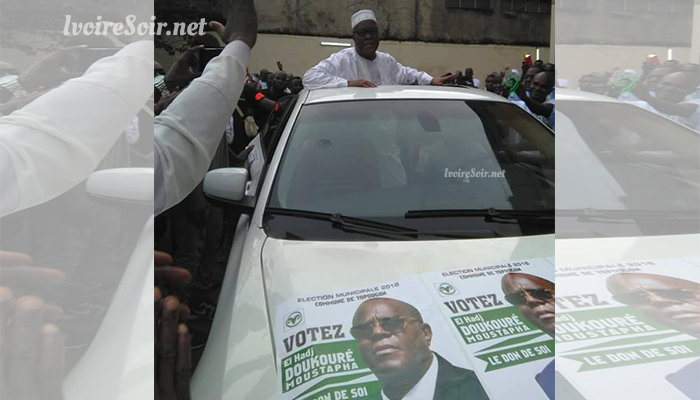 Doukouré Moustapha en campagne à Yopougon