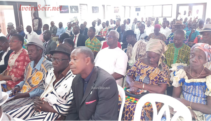 Conférence du ministre Daniel Anikpo au musée des civilisations au Plateau