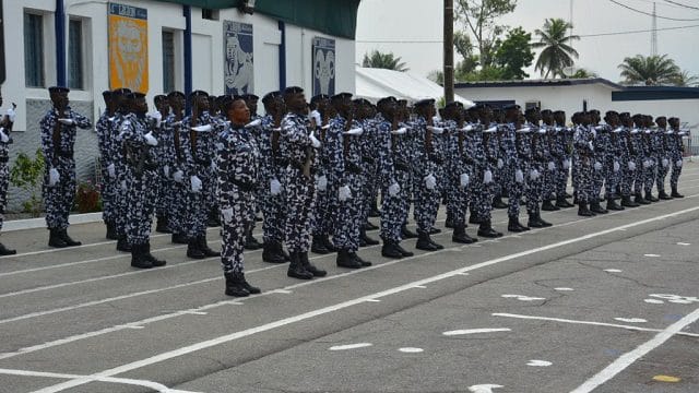 Côte d’Ivoire: 601 élèves gendarmes ivoiriens présentés au drapeau