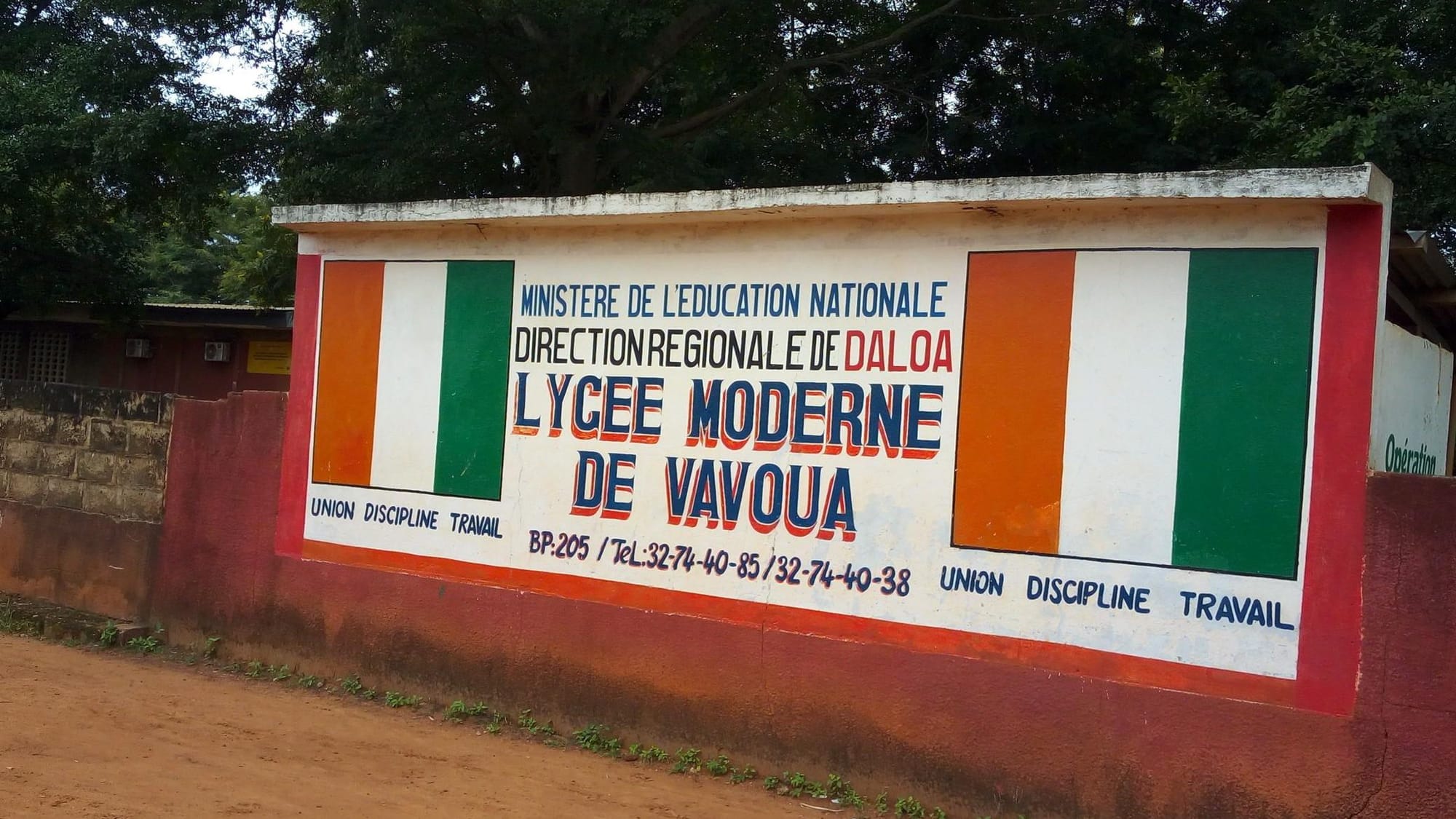 Congés anticipés à Vavoua : les élèves saccagent le lycée moderne