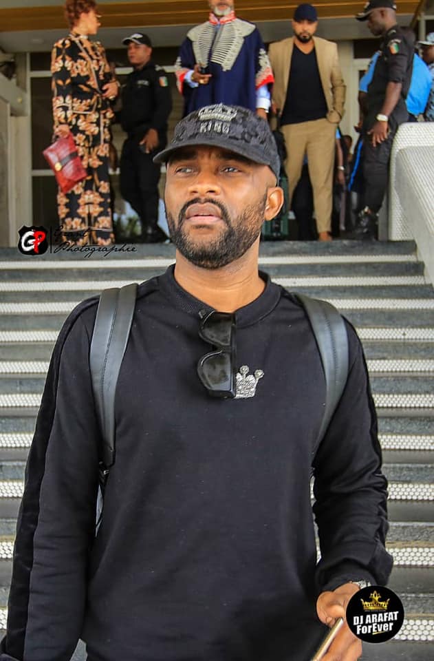 Stars aux funérailles d'Arafat: Arrivée de Fally Ipupa à Abidjan