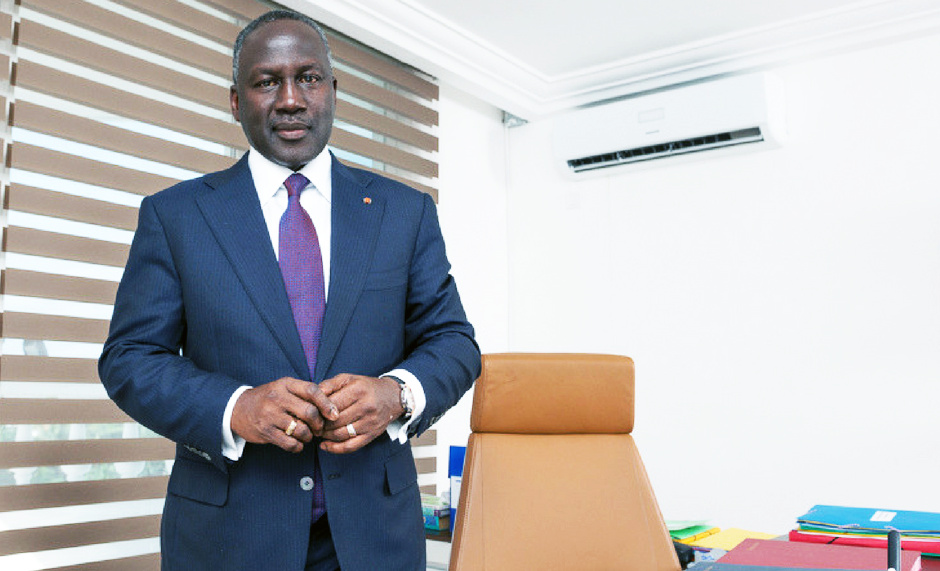 Adama Bictogo atteint de coronavirus ? voici sa réponse : « je ne suis ni confiné. Ni malade dans un hôtel »