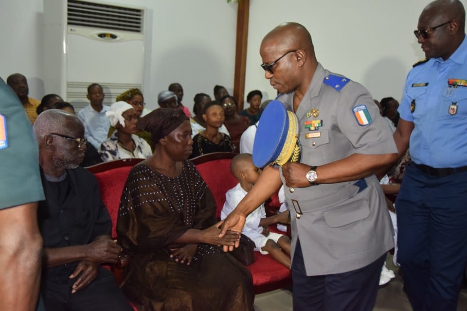 levée de corps de MDL Tiekou Anderson tué à Yopougon par des "Gnambros"