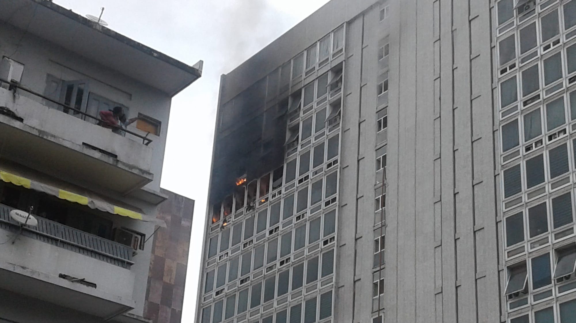 Côte d’Ivoire: incendie au 11ème étage de l’immeuble SMGM au Plateau