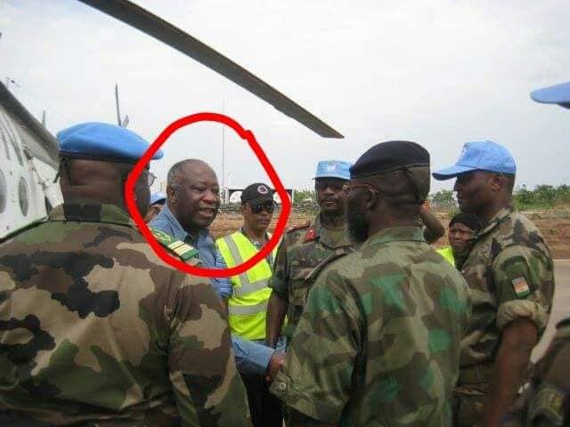 29 novembre 2011, le jour où Ouattara a livré son frère Gbagbo à la CPI : retour sur la déportation