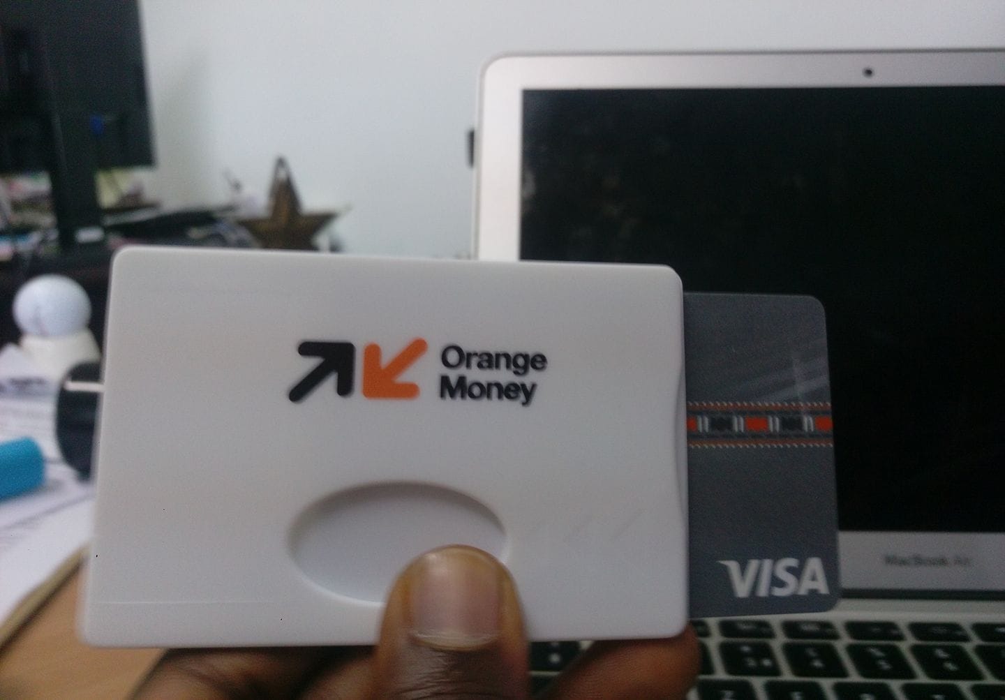 Visa d’Orange Money : Orange Côte d’Ivoire vole t-il ses clients ?