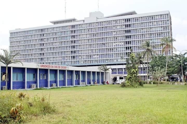 CHU de Cocody : la Fondation Orange Côte d’Ivoire offre du matériel médical