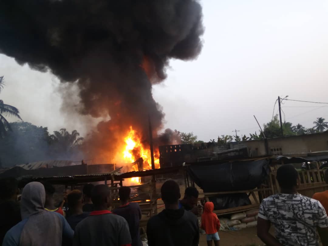 Grave incendie d'une usine de coco à Abobo Anonkoua