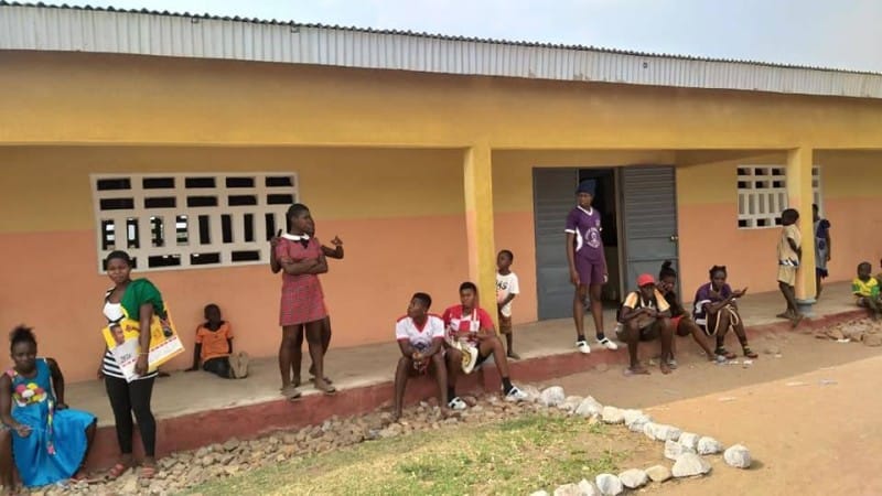 Inauguration de l’école primaire « Didier Drogba » de Samarifla