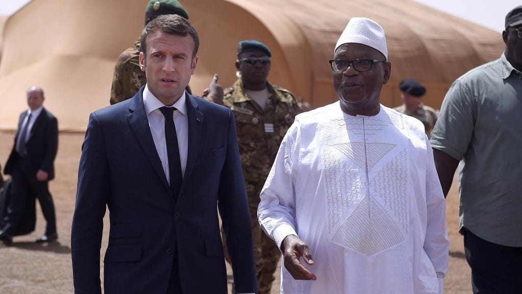 La France prépare une intervention au Mali ?: « Paris exhorte les militaires à regagner sans délai leurs casernes »