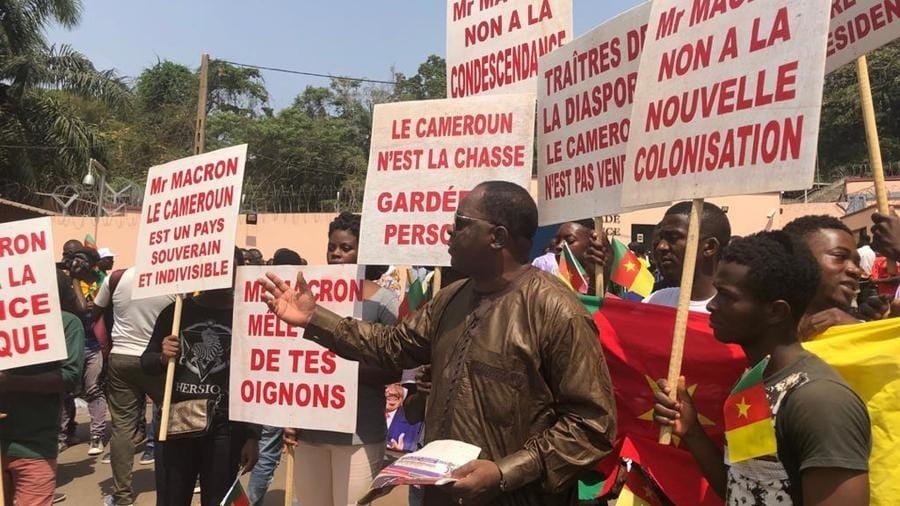 Manifestations contre Macron à Yaoundé : « le Cameroun est capable de résoudre ses problèmes en tant que pays indépendant »