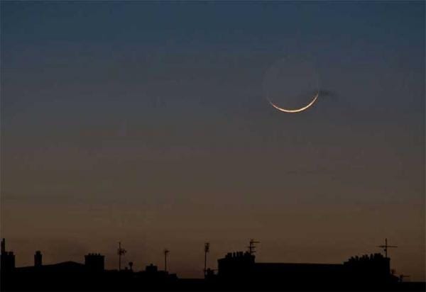 Observation du croissant lunaire