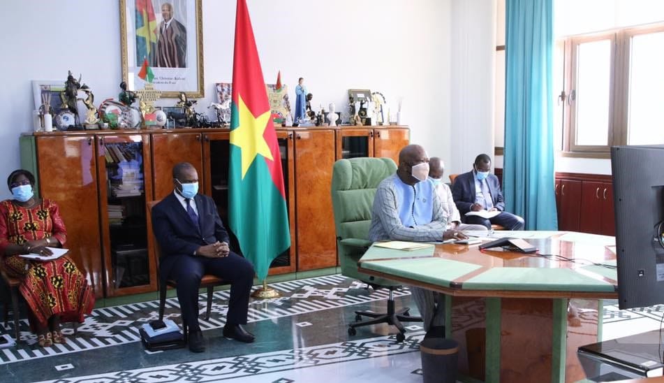 Indépendance du Burkina Faso : Roch Kaboré salue le sacrifice des forces de défense