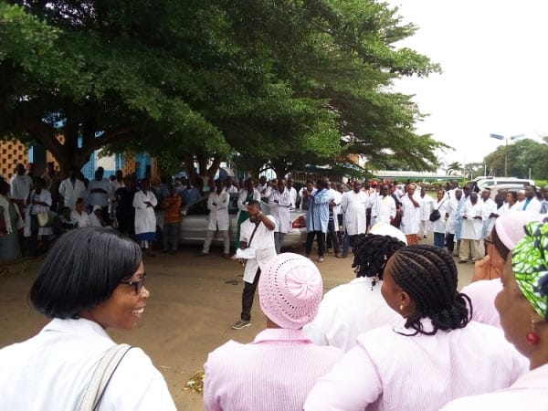 Côte d'Ivoire, des infirmiers ivoiriens en grève