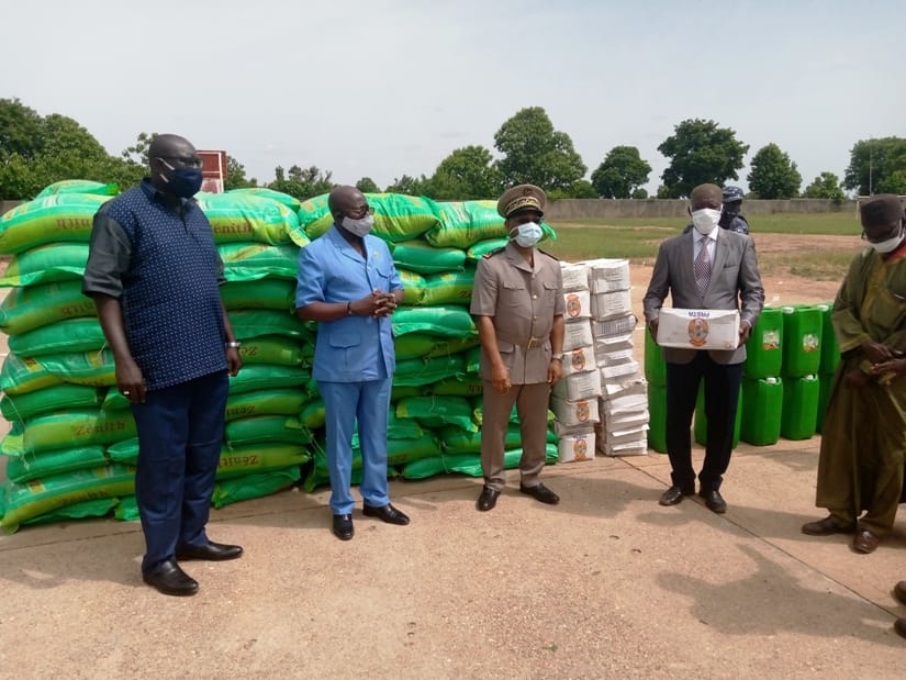 Le ministre des Affaires présidentielles offre des vivres à la cantine du lycée de Ouangolodougou – Actualité ivoirienne 15/06/2020