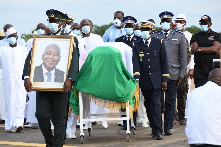 Le “pays Gouro” offre 100 millions FCFA à la famille de Gon Coulibaly – Actualité ivoirienne 16/07/2020