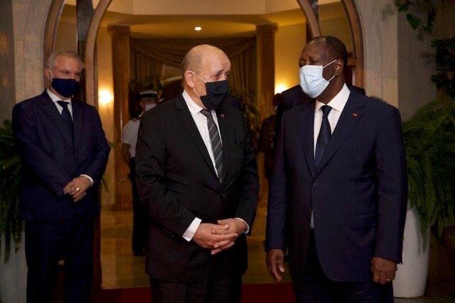 Jean-Yves Le Drian à Abidjan le 9 juin : voici ce que cache sa visite avant le retour de Gbagbo