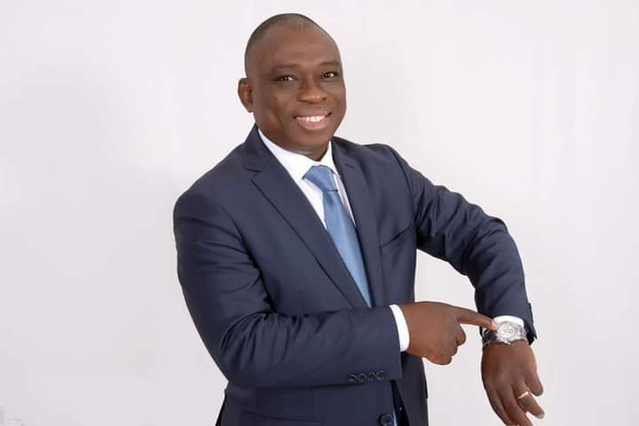 CEI: Kouadio Konan Bertin (KKB) dépose son dossier de candidature à la présidentielle 2020