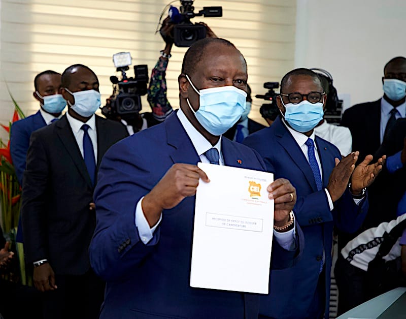 « Si la 3ème république débute après la présidentielle de 2020, sous quelle république Ouattara a-t-il dirigé avec de nouvelles institutions non prévues dans la Constitution de 2000 ?