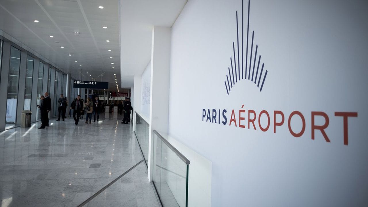 ADP : le trafic aérien en baisse de 77% en juillet