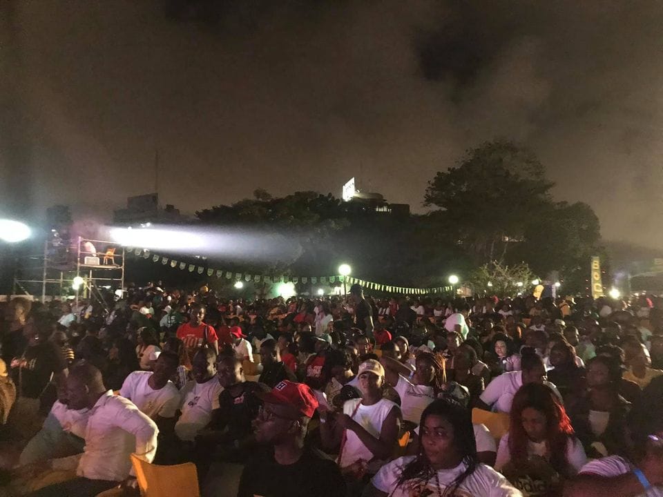 Concert : Yodé et Siro font le plein de l’esplanade du palais de la culture