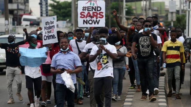 Covid-19: le Nigeria craint une contaminations face aux manifestations