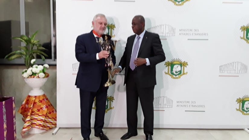 L’ambassadeur de France salué pour sa brillante mission en Côte d’Ivoire