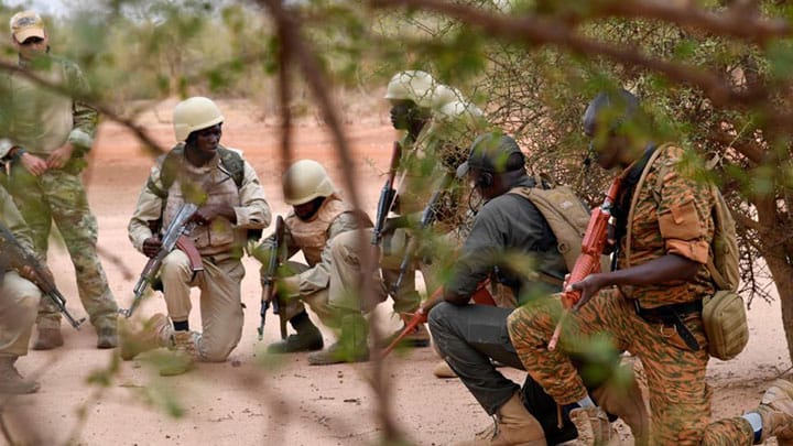 Des soldats lors d'une attaque terroriste