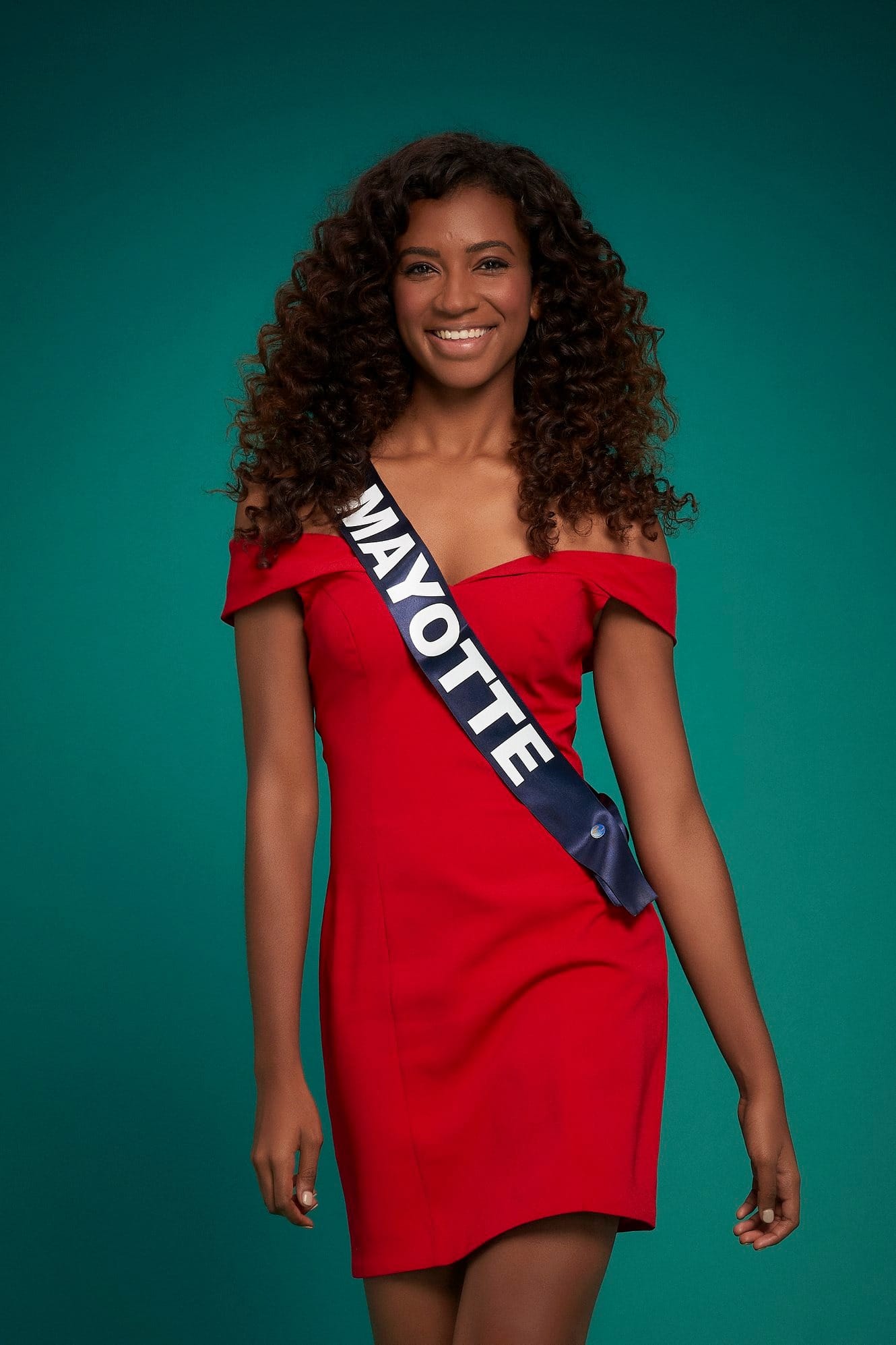 L'attribut alt de cette image est vide, son nom de fichier est Anlia-CHARIFA-Miss-MAYOTTE-683x1024.jpg.