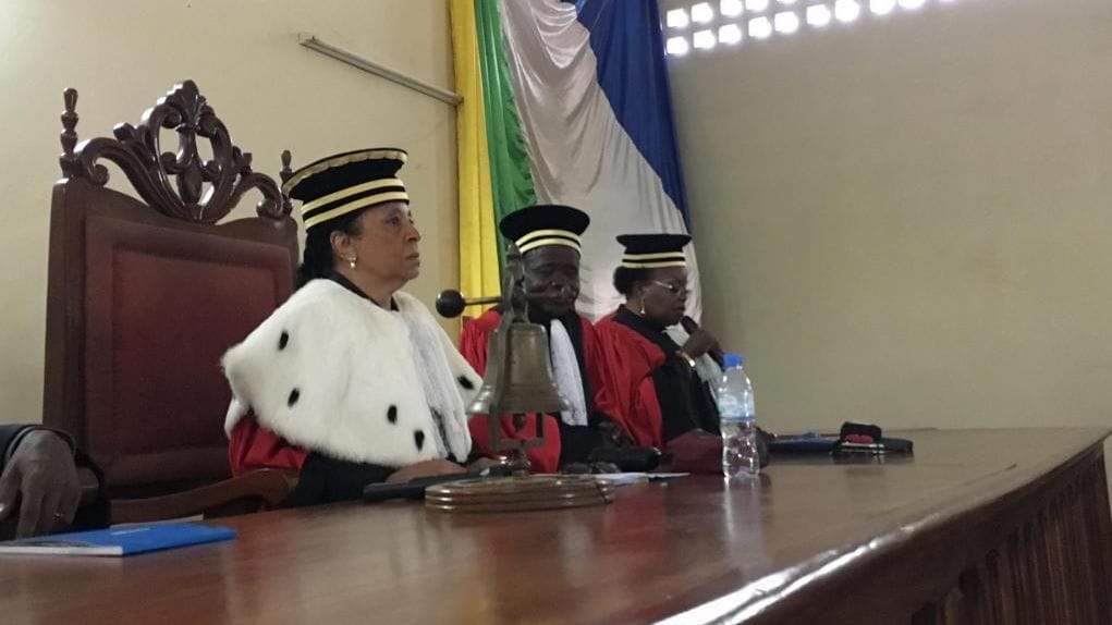 Présidentielle en Centrafrique : la Cour constitutionnelle rejette les requêtes visant le report des élections