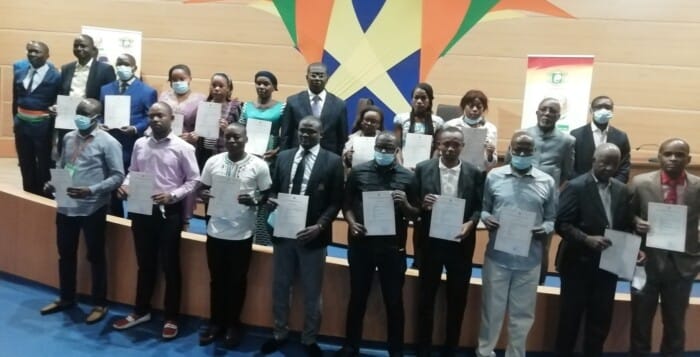Des PME reçoivent leurs attestations de formalisation – Actualité ivoirienne 10/12/2020