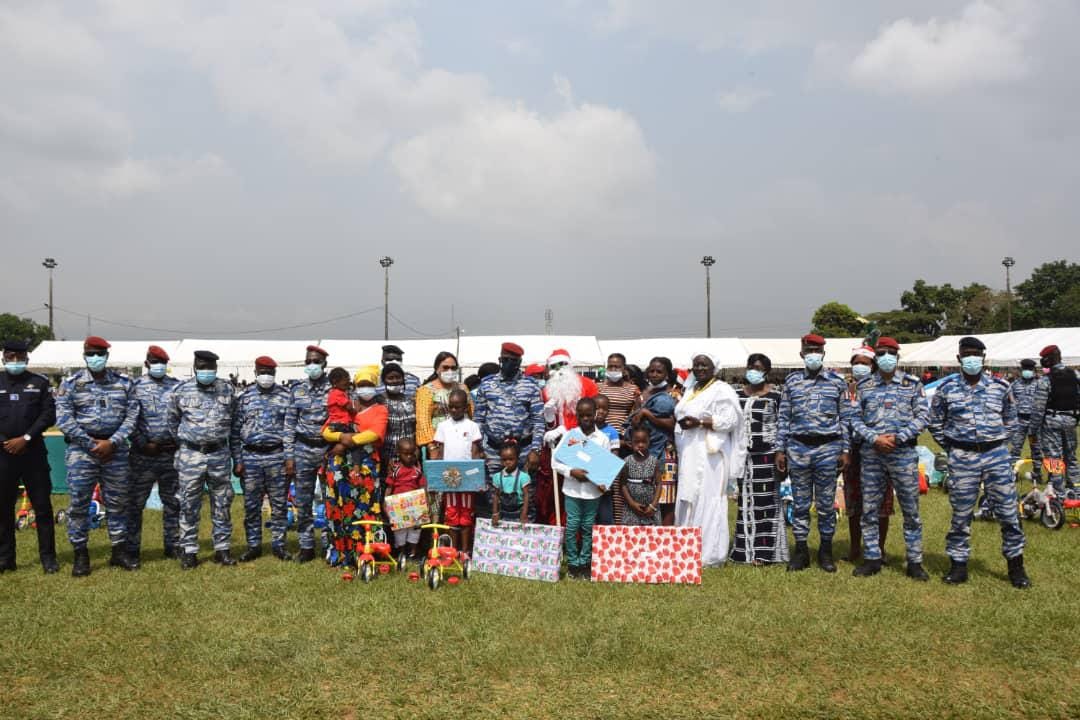 Des enfants des gendarmes reçoivent des cadeaux de Noël – Actualité ivoirienne 24/12/2020