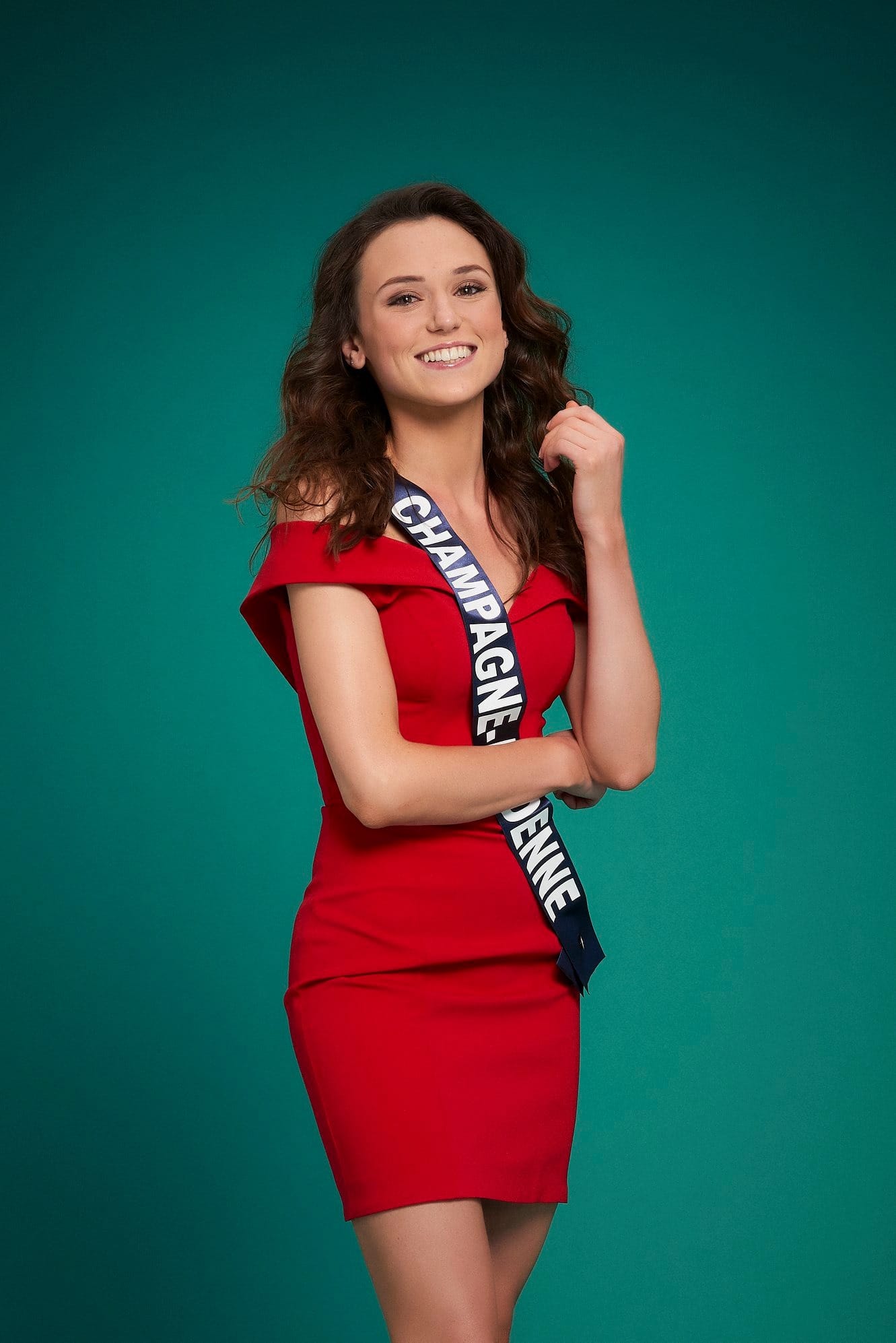 L'attribut alt de cette image est vide, son nom de fichier est Gwenegann-SAILLARD-Miss-Champagne-Ardenne-684x1024.jpg.