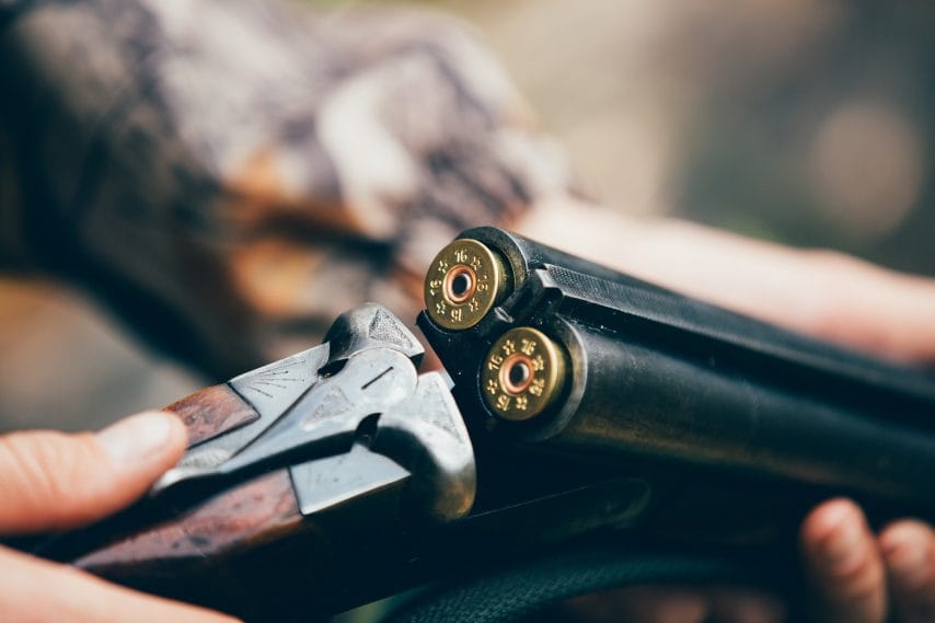 Il tue sa femme avec un fusil de chasse avant de se suicider