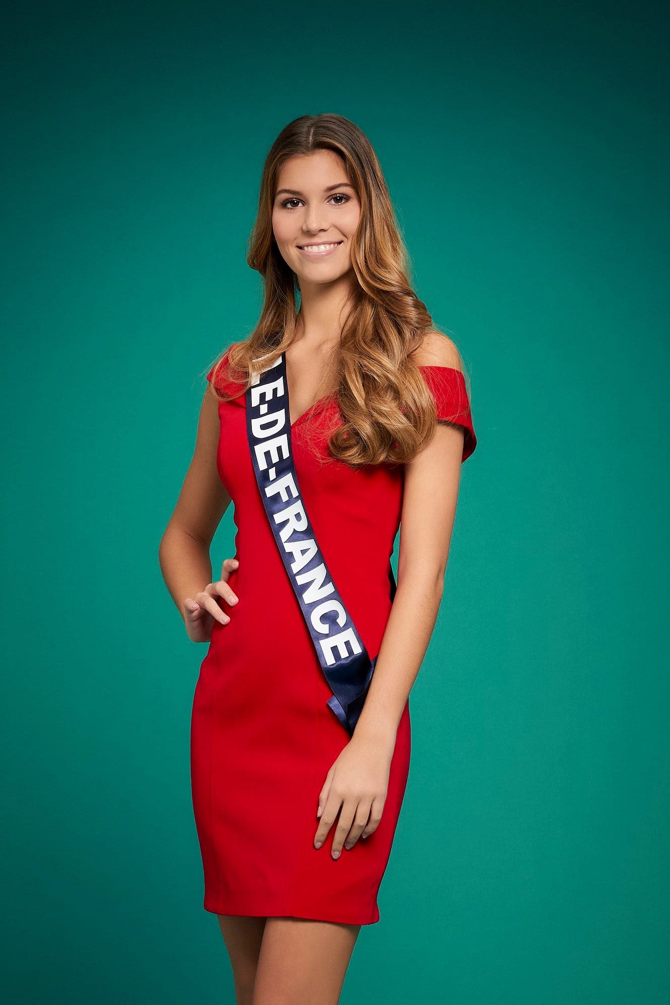 L'attribut alt de cette image est vide, son nom de fichier est Lara-LOURENCO-Miss-ILE-DE-FRANCE-683x1024.jpg.
