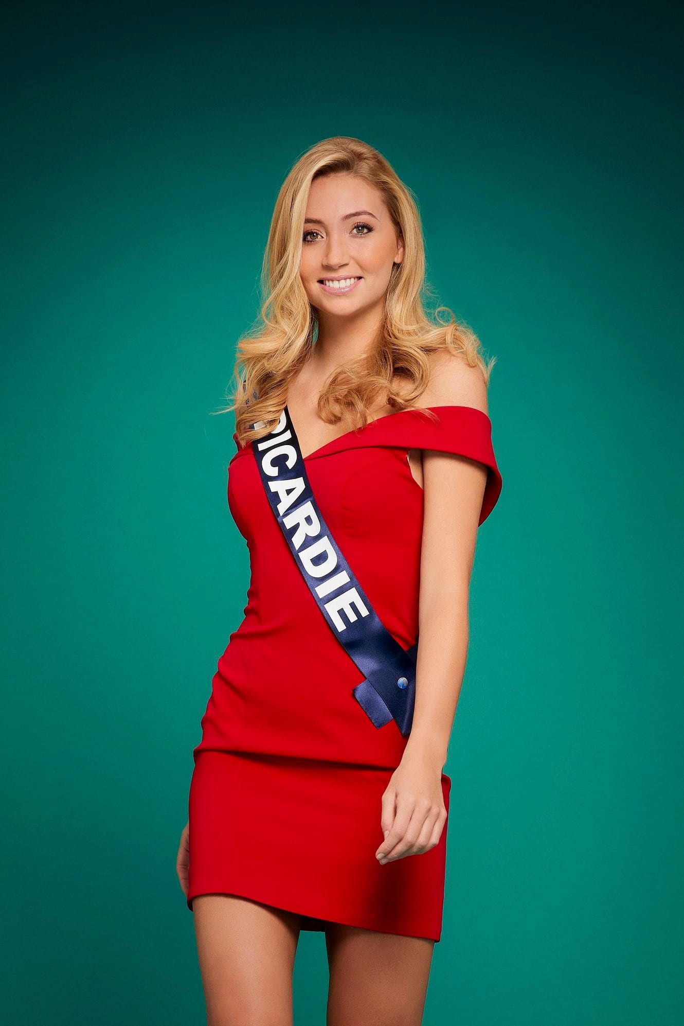 L'attribut alt de cette image est vide, son nom de fichier est Tara-DE-METS-Miss-PICARDIE-683x1024.jpg.