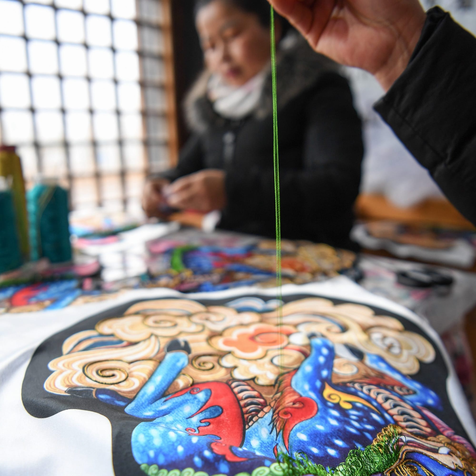Chine : broderies locales dans le sud-ouest – Actualités 22/01/2021