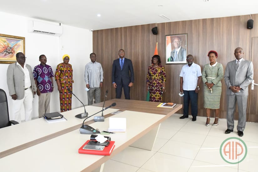 Le Cénacle des journalistes séniors chez Sidi Touré