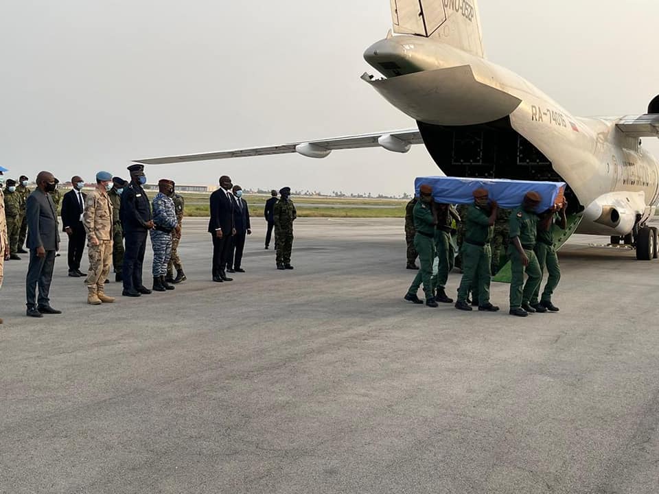 Arrivée des dépouilles des casques bleus ivoiriens tués au Mali