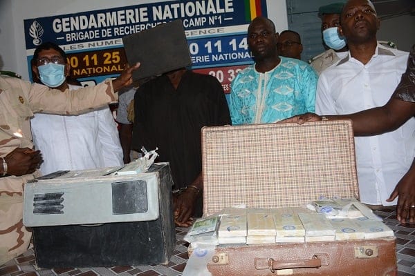 Mali : saisie de faux billets, un marabout arrêté
