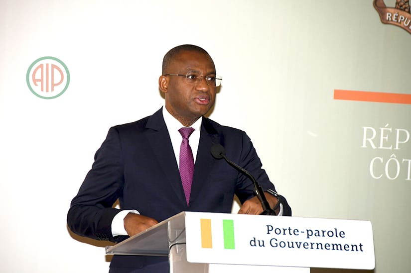 Covid 19 : Le gouvernement réitère le port obligatoire du masque dans les transports publics et services – Actualité ivoirienne 03/02/2021