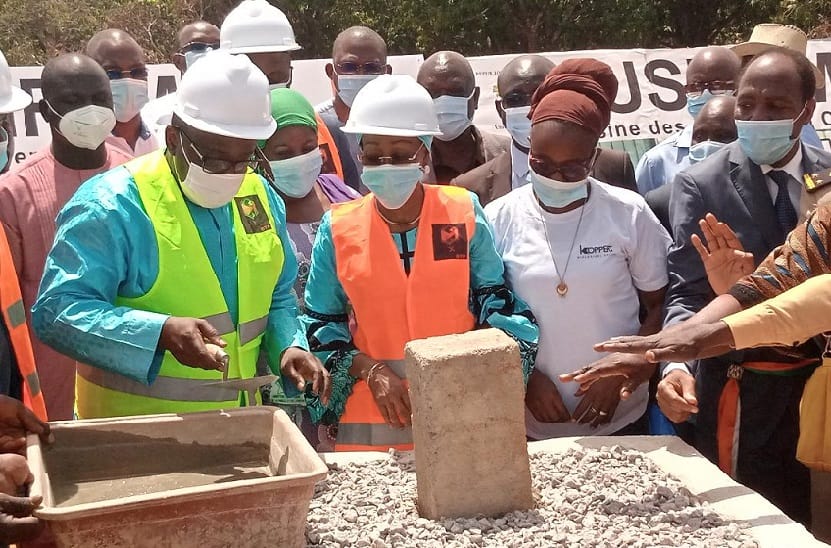 Mme Dominique Ouattara invitée à l’ouverture de l’usine de jus de mangue de Sinématiali – Actualité ivoirienne 25/02/2021