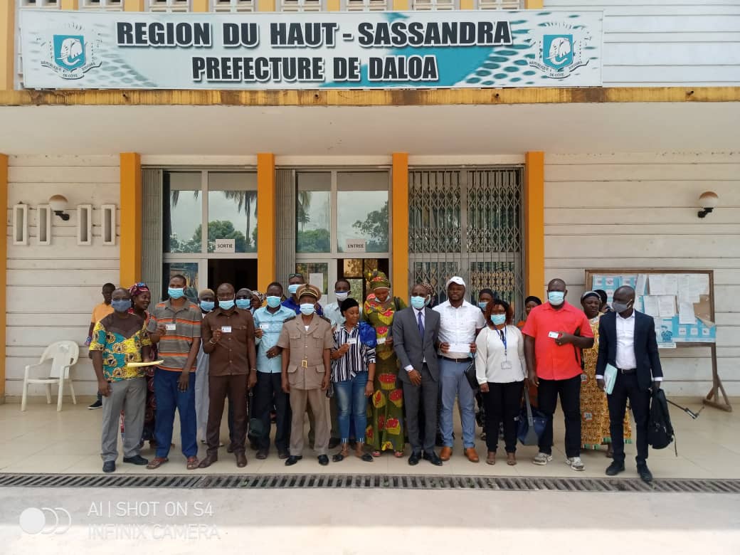 Des commerçants de Daloa reçoivent leurs cartes professionnelles – Actualité ivoirienne 05/03/2021