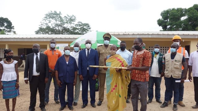Soubré : ECOM et la Fondation ICI offrent deux écoles