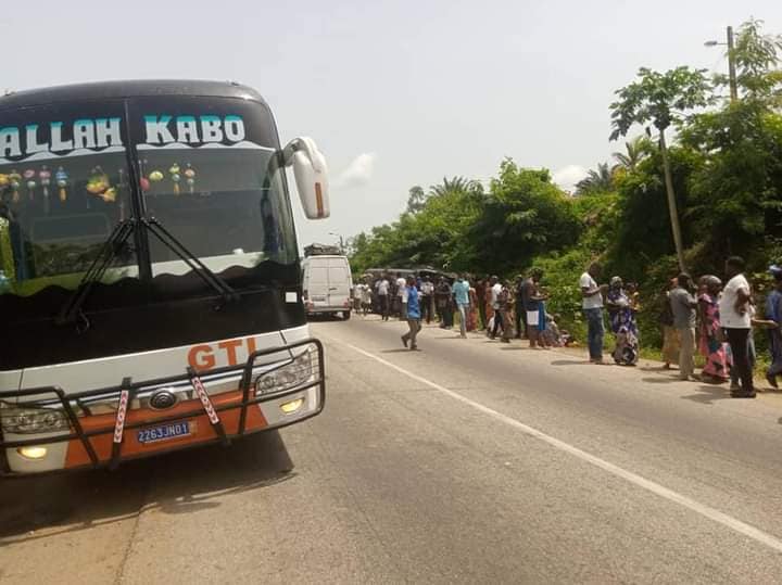 Accident à Abengourou entre un car GTI et un Masa : des victimes signalées