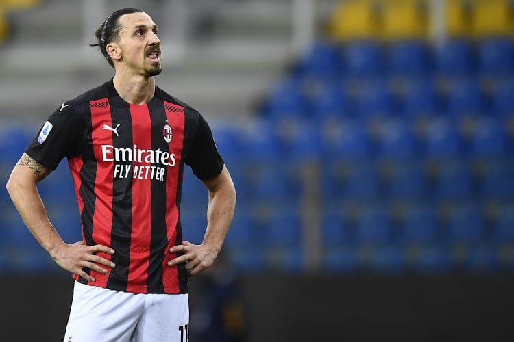 Zlatan Ibrahimovic prolonge à Milan