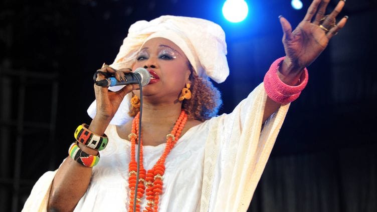 Oumou Sangaré : La diva en concert à Abidjan ce 11 mai
