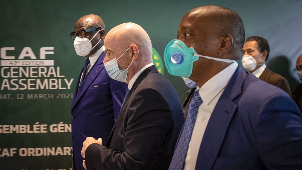 Les Présidents de la FIFA et de la CAF chez Ouattara ce 4 mai : Infantino et Motsepe vont-ils convaincre ADO de soutenir Drogba ?