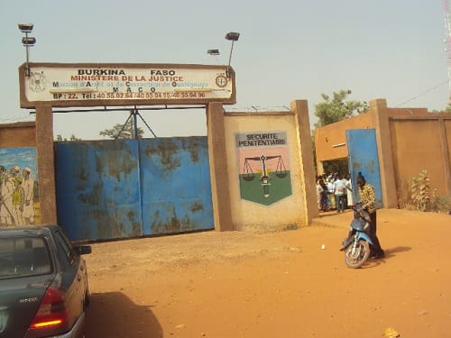 Burkina : découverte de 9 cas du Covid-19 à la MACO, à la plus grande prison civile du pays