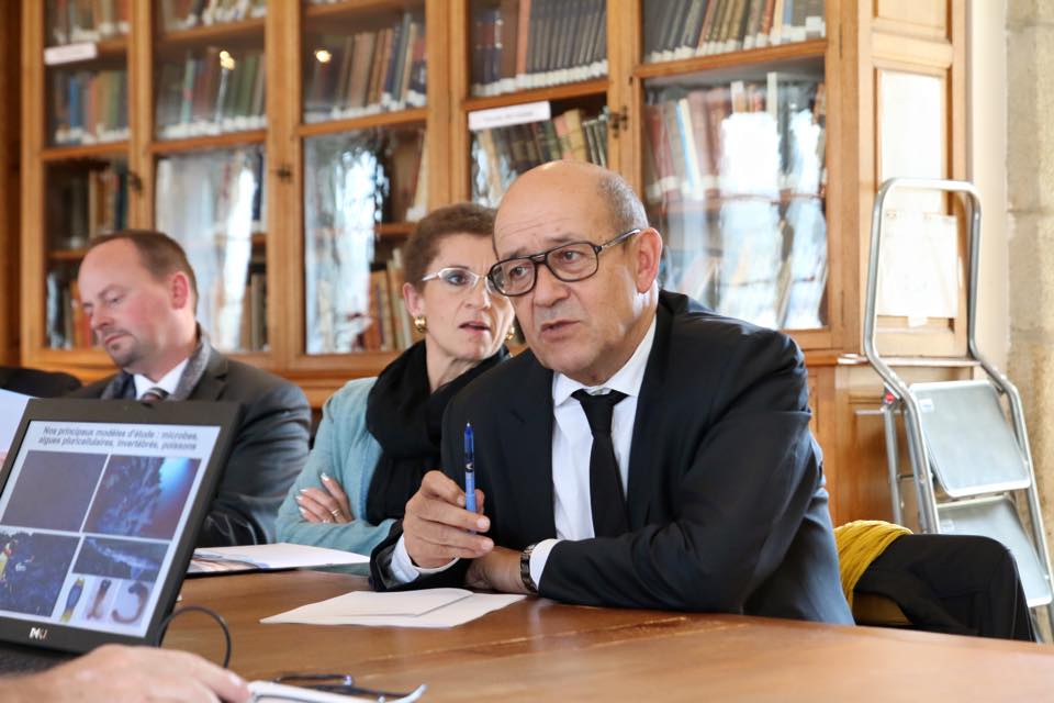 Jean-Yves Le Drian : « la France n’a pas l’intention d’installer une base militaire au Burkina »